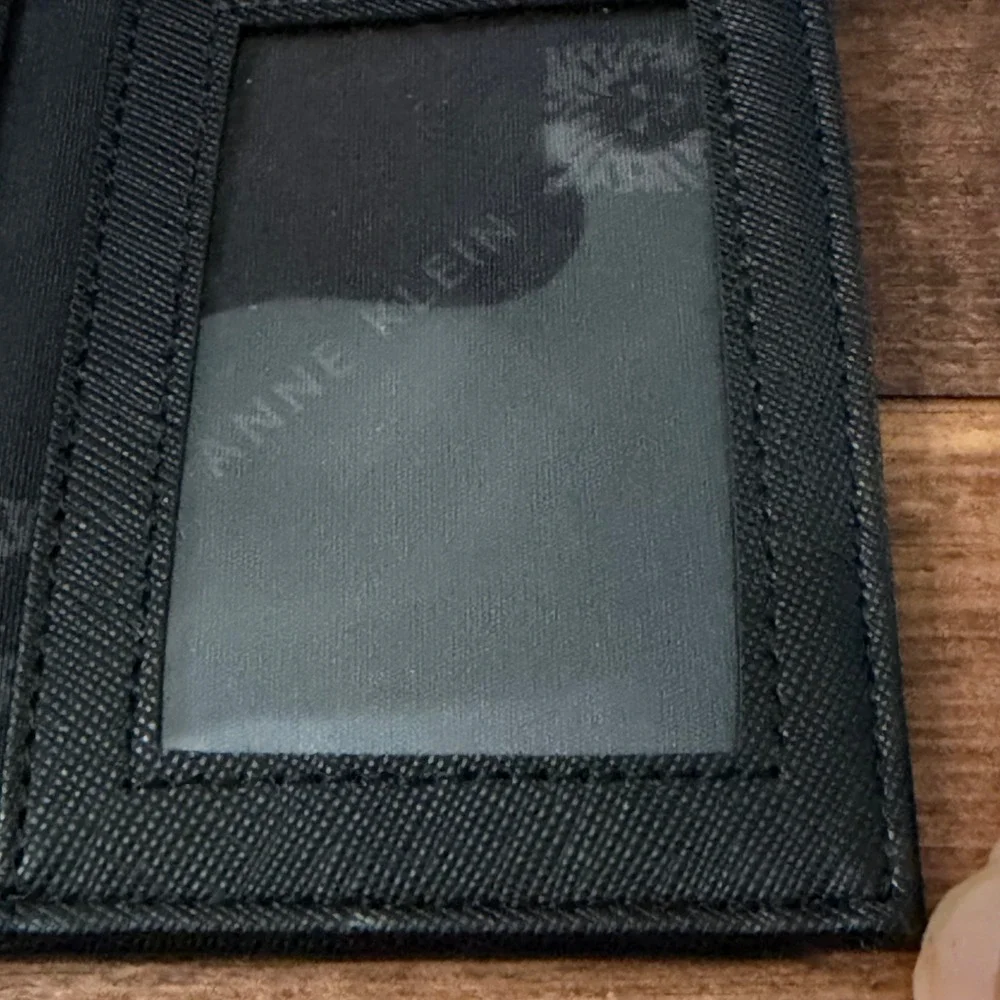 Anne Klein Black Saffiano Bifold Wallet Gold Lion Logo Zipper Pocket Card Holder